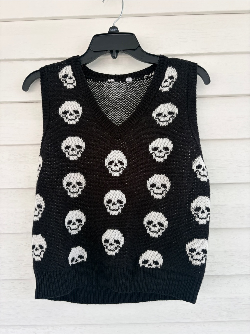 Black Skull Sweater Vest Goth Grunge Emo Punk Alt Y2K Skeleton Knit Whimsigoth - Picture 2 of 7